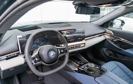 BMW 5 серия, 2024 год, 8 990 000 рублей, 3 фотография