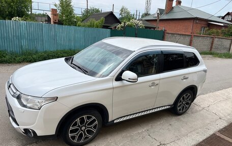 Mitsubishi Outlander III рестайлинг 3, 2014 год, 1 550 000 рублей, 22 фотография