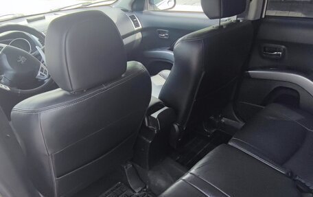 Peugeot 4007, 2009 год, 895 000 рублей, 9 фотография