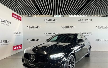 Mercedes-Benz E-Класс, 2021 год, 5 700 000 рублей, 1 фотография