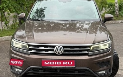 Volkswagen Tiguan II, 2017 год, 2 800 000 рублей, 1 фотография