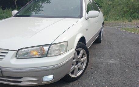 Toyota Camry, 1998 год, 380 000 рублей, 12 фотография