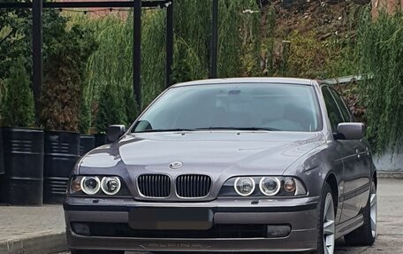 BMW 5 серия, 1998 год, 2 000 000 рублей, 3 фотография