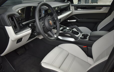 Porsche Cayenne III, 2025 год, 18 900 000 рублей, 24 фотография