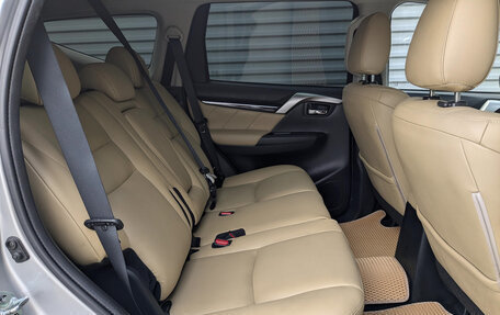 Mitsubishi Pajero Sport III рестайлинг, 2018 год, 2 835 000 рублей, 12 фотография