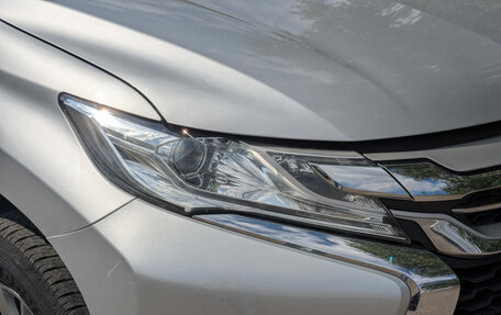 Mitsubishi Pajero Sport III рестайлинг, 2018 год, 2 835 000 рублей, 17 фотография