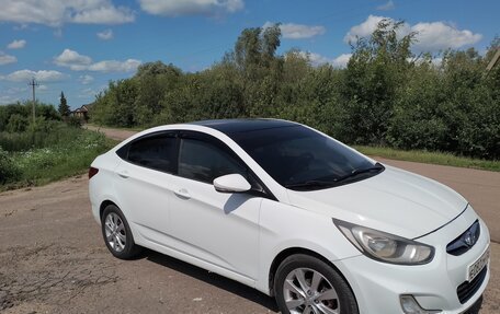 Hyundai Solaris II рестайлинг, 2011 год, 620 000 рублей, 7 фотография