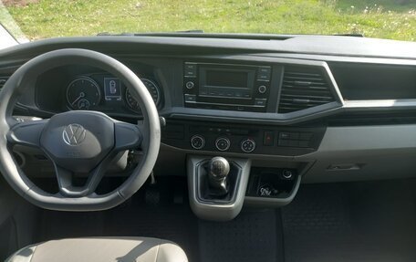 Volkswagen Transporter T6 рестайлинг, 2021 год, 3 700 000 рублей, 14 фотография