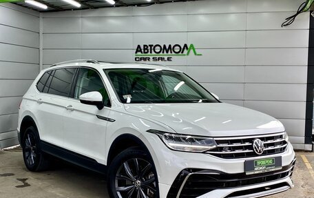 Volkswagen Tiguan II, 2022 год, 4 199 000 рублей, 3 фотография