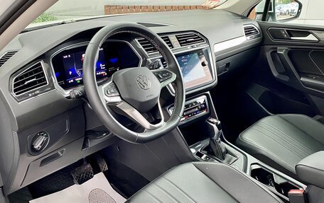 Volkswagen Tiguan II, 2022 год, 4 199 000 рублей, 14 фотография