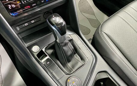 Volkswagen Tiguan II, 2022 год, 4 199 000 рублей, 20 фотография