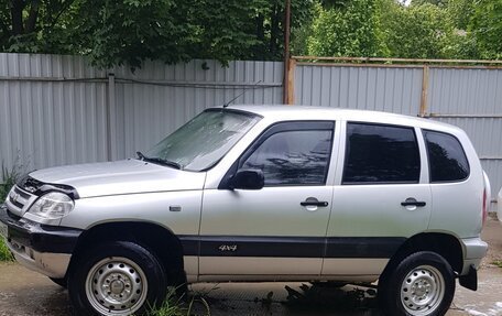 Chevrolet Niva I рестайлинг, 2004 год, 340 000 рублей, 8 фотография