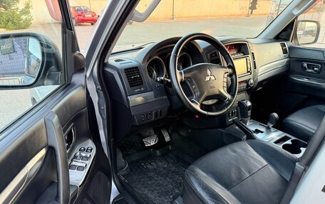 Mitsubishi Pajero IV, 2011 год, 1 797 000 рублей, 15 фотография