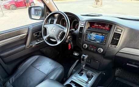Mitsubishi Pajero IV, 2011 год, 1 797 000 рублей, 22 фотография