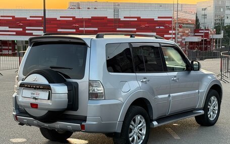 Mitsubishi Pajero IV, 2011 год, 1 797 000 рублей, 33 фотография