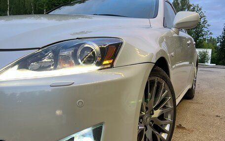 Lexus IS II рестайлинг 2, 2006 год, 1 350 000 рублей, 2 фотография