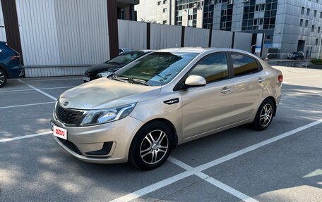 KIA Rio III рестайлинг, 2012 год, 920 000 рублей, 2 фотография
