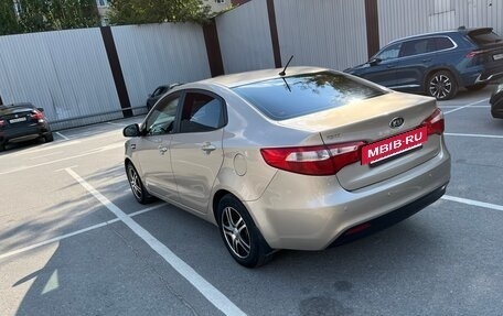 KIA Rio III рестайлинг, 2012 год, 920 000 рублей, 6 фотография