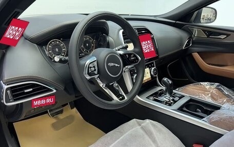 Jaguar XE I рестайлинг, 2024 год, 3 821 120 рублей, 10 фотография