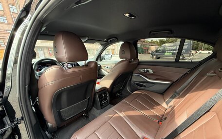 BMW 3 серия, 2020 год, 4 890 000 рублей, 14 фотография