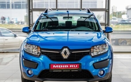 Renault Sandero II рестайлинг, 2017 год, 1 348 000 рублей, 2 фотография