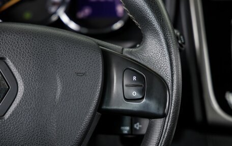 Renault Sandero II рестайлинг, 2017 год, 1 348 000 рублей, 18 фотография