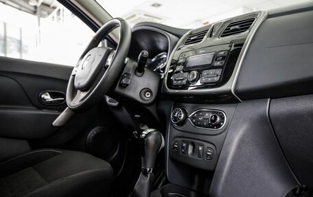 Renault Sandero II рестайлинг, 2017 год, 1 348 000 рублей, 20 фотография