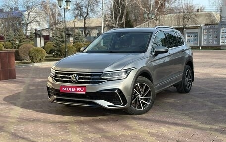 Volkswagen Tiguan II, 2021 год, 2 599 000 рублей, 1 фотография