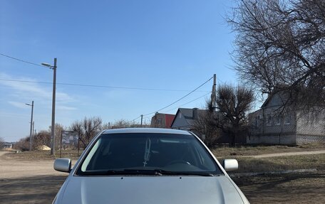 Toyota Corolla, 2005 год, 490 000 рублей, 3 фотография