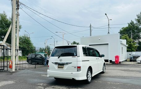Toyota ISis I, 2011 год, 1 179 000 рублей, 6 фотография