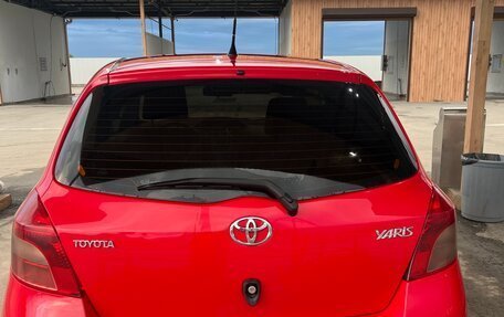Toyota Yaris III рестайлинг, 2008 год, 700 000 рублей, 5 фотография