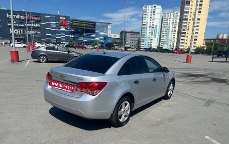 Chevrolet Cruze II, 2011 год, 735 000 рублей, 5 фотография