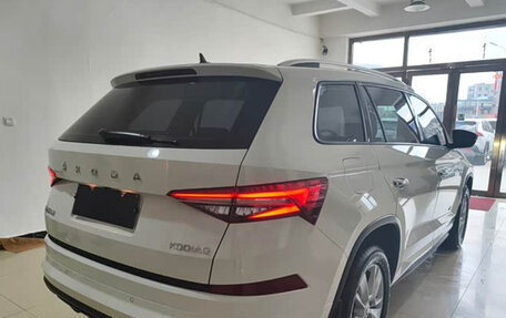 Skoda Kodiaq I, 2022 год, 3 995 000 рублей, 6 фотография
