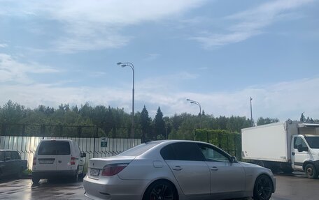 BMW 5 серия, 2003 год, 900 000 рублей, 6 фотография