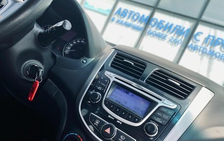 Hyundai Solaris II рестайлинг, 2011 год, 755 000 рублей, 13 фотография