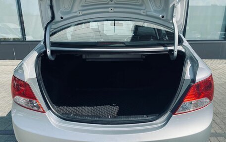Hyundai Solaris II рестайлинг, 2011 год, 755 000 рублей, 18 фотография