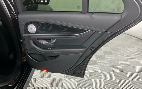 Mercedes-Benz E-Класс, 2020 год, 3 699 000 рублей, 28 фотография