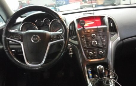 Opel Astra J, 2013 год, 720 000 рублей, 5 фотография