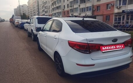 KIA Rio III рестайлинг, 2016 год, 850 000 рублей, 4 фотография