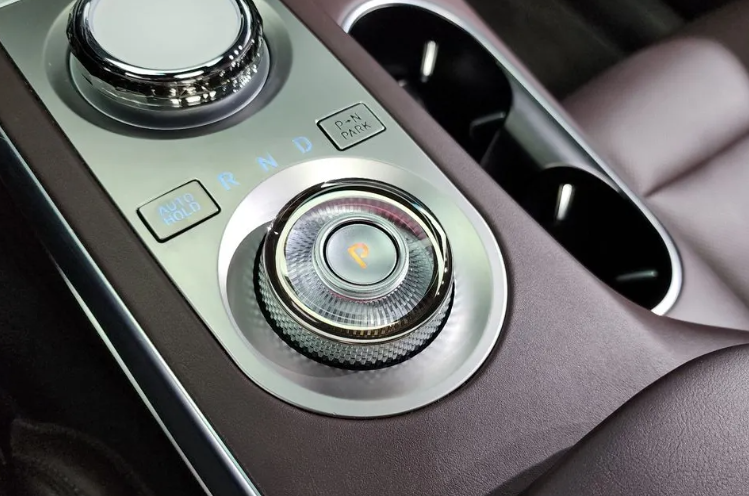 Genesis GV70, 2021 год, 4 200 000 рублей, 9 фотография