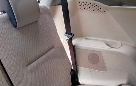 Toyota Sienta II, 2018 год, 1 150 000 рублей, 22 фотография