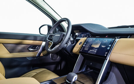 Land Rover Discovery Sport I рестайлинг, 2024 год, 6 699 500 рублей, 10 фотография