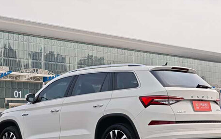 Skoda Kodiaq I, 2022 год, 3 995 000 рублей, 4 фотография