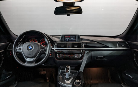 BMW 3 серия, 2018 год, 3 150 000 рублей, 14 фотография