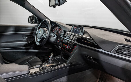 BMW 3 серия, 2018 год, 3 150 000 рублей, 13 фотография