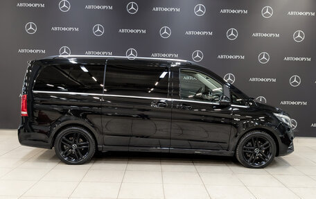 Mercedes-Benz V-Класс, 2017 год, 6 400 000 рублей, 4 фотография