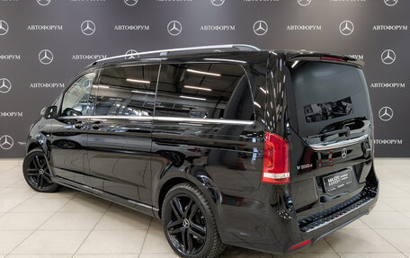 Mercedes-Benz V-Класс, 2017 год, 6 400 000 рублей, 7 фотография