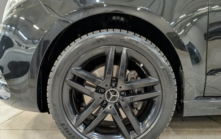 Mercedes-Benz V-Класс, 2017 год, 6 400 000 рублей, 12 фотография