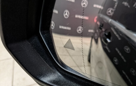 Mercedes-Benz V-Класс, 2017 год, 6 400 000 рублей, 30 фотография