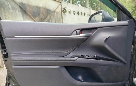 Toyota Camry, 2020 год, 2 420 000 рублей, 8 фотография